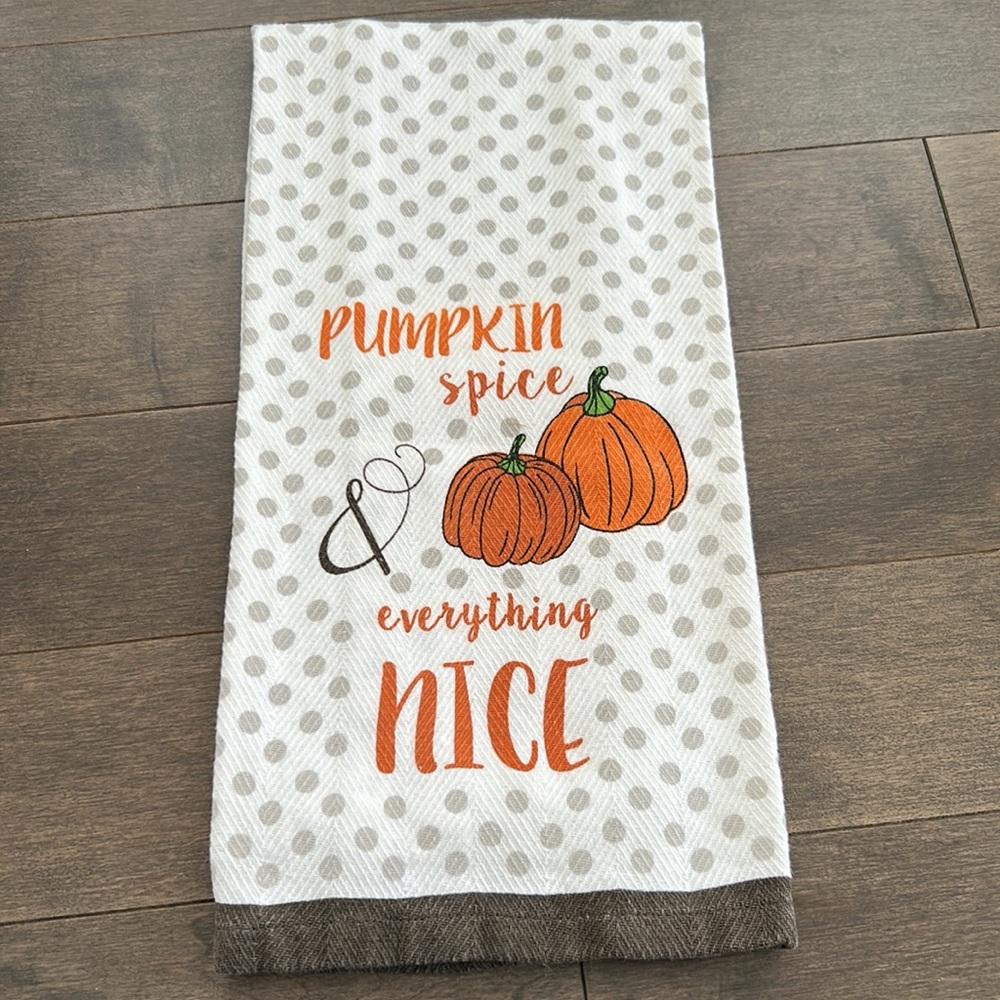 Pumpkin Spice Tea Towel, Fall Thanksgiving Halloween Decor, Kitchen Decor Autumn